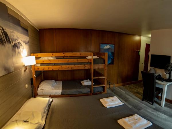 Hotel La Chaumiere : photo 2 de la chambre chambre quadruple