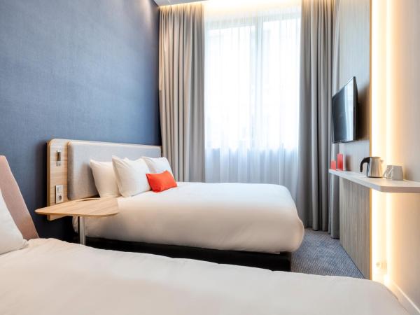 Holiday Inn Express Antwerp - City Centre, an IHG Hotel : photo 5 de la chambre chambre lits jumeaux standard avec canapé-lit