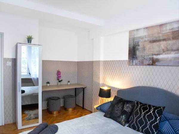 ClickTheFlat Muranów Apart Rooms : photo 2 de la chambre chambre double standard avec salle de bains commune