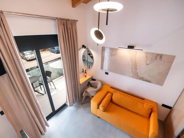 Solvio Boutique Hotel & Spa : photo 7 de la chambre suite lit queen-size - vue sur piscine
