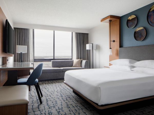 Houston Marriott South at Hobby Airport : photo 2 de la chambre chambre lit king-size - non-fumeurs