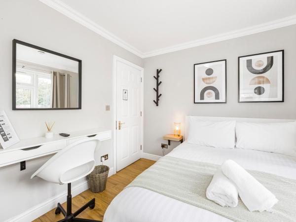 Rose Terrace : photo 2 de la chambre chambre double avec salle de bains privative