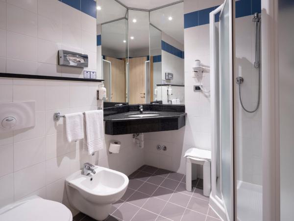 Holiday Inn Express Parma, an IHG Hotel : photo 4 de la chambre chambre standard