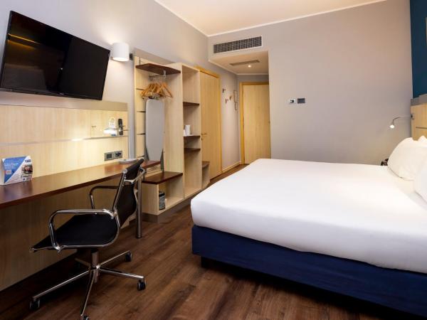 Holiday Inn Express Parma, an IHG Hotel : photo 5 de la chambre chambre double standard