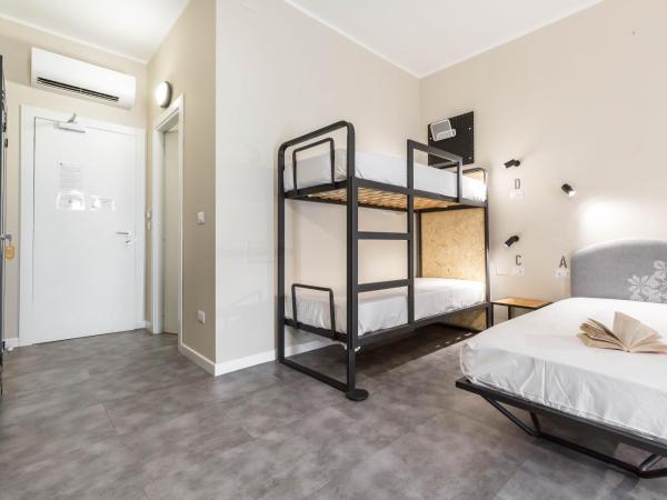 Piccolo Catalunya Hostel : photo 6 de la chambre lit dans dortoir mixte de 4 lits