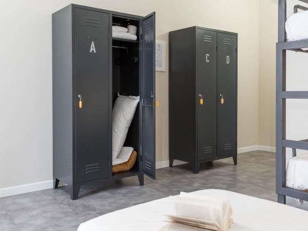 Piccolo Catalunya Hostel : photo 8 de la chambre lit dans dortoir mixte de 4 lits