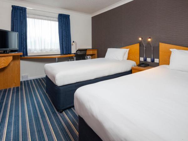 Holiday Inn Express London - Wandsworth, an IHG Hotel : photo 2 de la chambre chambre lits jumeaux