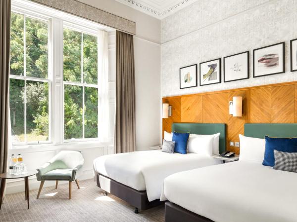 voco Edinburgh - Royal Terrace, an IHG Hotel : photo 1 de la chambre chambre double standard avec 2 lits doubles