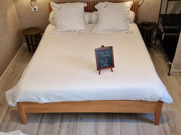 B&B Fine Fleur : photo 3 de la chambre  standaard triple room annex met terras