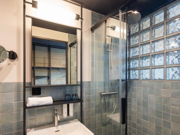 Tailormade Hotel LEO St Gallen : photo 7 de la chambre cosy queen (13qm)