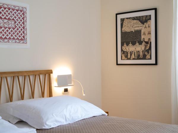 B&B Marcantonio - Ischia Ponte : photo 5 de la chambre chambre double - vue sur cour