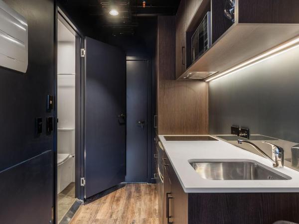 Abstract Hotel : photo 4 de la chambre little lux studio