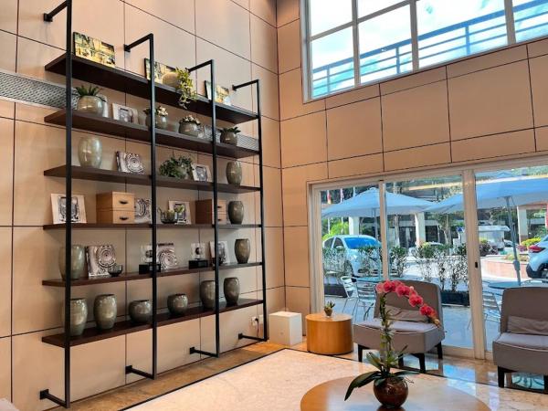 Flat BT Verbo Divino : photo 5 de la chambre suite exécutive