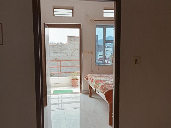 Cocoon Auberge : photo 8 de la chambre chambre double avec balcon