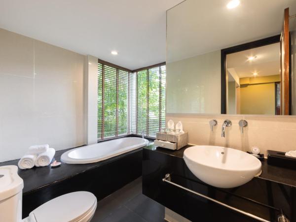 U Inchantree Kanchanaburi : photo 5 de la chambre suite avec baignoire (chambre pour 24 heures)