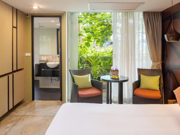 U Inchantree Kanchanaburi : photo 2 de la chambre suite avec baignoire (chambre pour 24 heures)