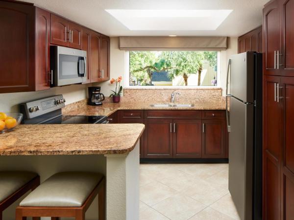 Sheraton Vistana Resort Villas, Lake Buena Vista Orlando : photo 2 de la chambre villa 2 chambres lit king-size et 2 lits doubles avec balcon