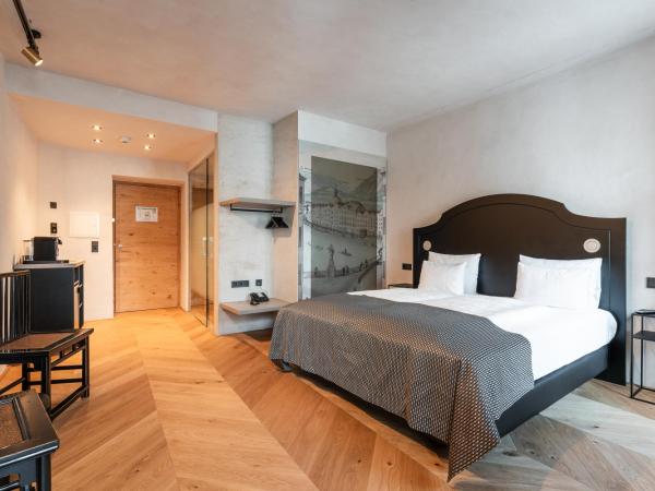 H5 Grauer Bär Studios & More : photo 1 de la chambre studio avec balcon