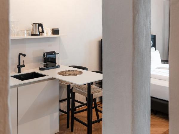 H5 Grauer Bär Studios & More : photo 6 de la chambre studio avec balcon