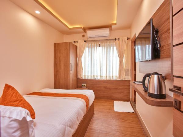 The Samrat Palace - Luxury Hotel in Kathmandu : photo 3 de la chambre chambre double Économique