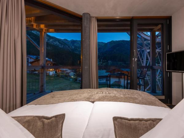 Matterhorn FOCUS Design Hotel : photo 5 de la chambre chambre double ou lits jumeaux avec balcon