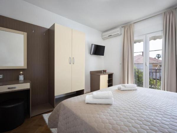 Villa Marija : photo 3 de la chambre chambre double avec balcon - vue sur mer