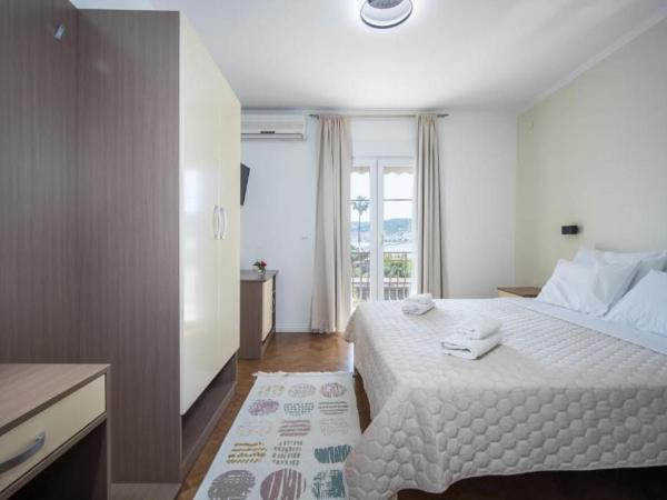 Villa Marija : photo 4 de la chambre chambre double avec balcon - vue sur mer