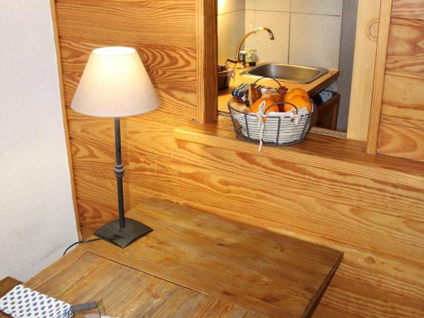 Résidence Alpina Lodge by Valdiski : photo 2 de la chambre appartement avec balcon