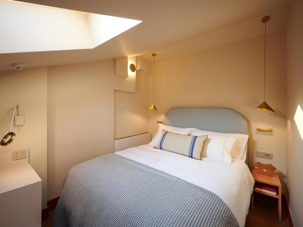 LOOM ATHENS : photo 4 de la chambre suite