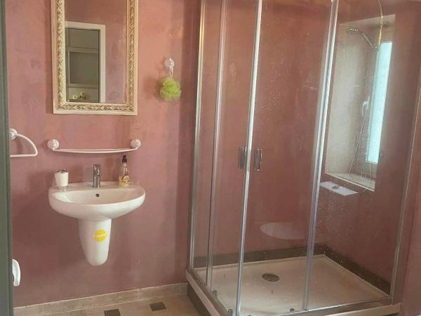 La maison les pins Chambre d'hote chez l'habitant : photo 7 de la chambre chambre double standard