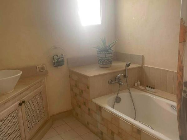 La maison les pins Chambre d'hote chez l'habitant : photo 9 de la chambre chambre familiale