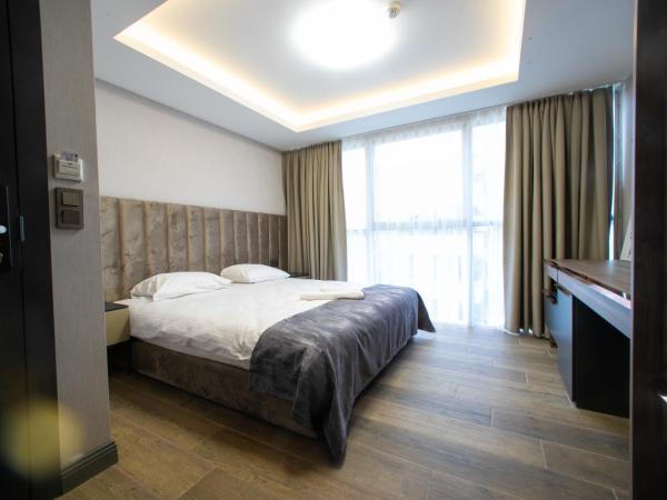MAD INN HOTEL & SPA : photo 2 de la chambre suite familiale