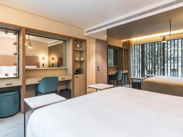 LUSTER Hotel : photo 10 de la chambre chambre double – vue sur ville