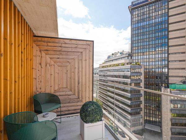 LUSTER Hotel : photo 9 de la chambre suite duplex - vue sur ville