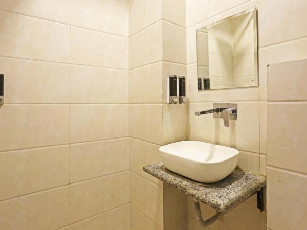 Hotel Raaso Inn Rohini Sec-16 by Arrow : photo 6 de la chambre chambre double