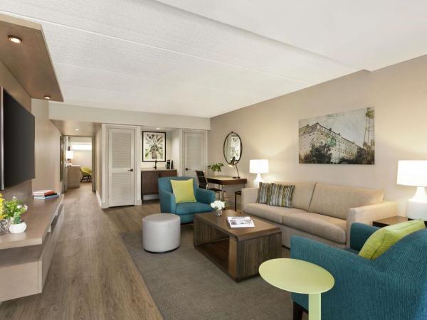 Hotel Alba Tampa, Tapestry Collection By Hilton : photo 3 de la chambre suite lit king-size - vue sur piscine