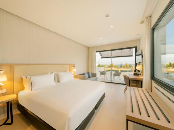Eurostars Oasis Marbella : photo 4 de la chambre chambre double premium avec terrasse - vue sur mer