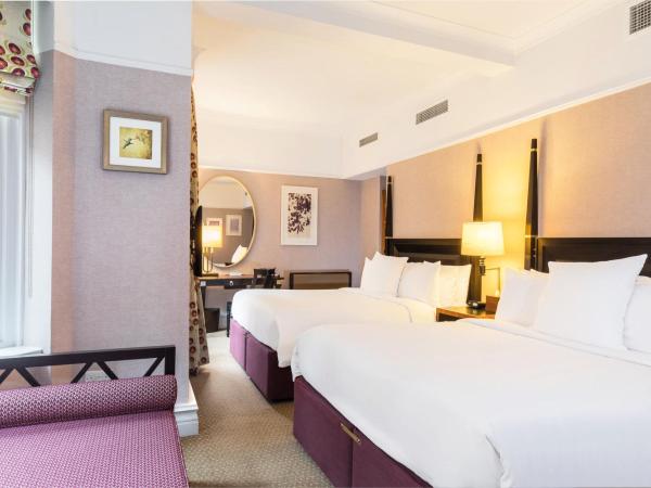 St. Ermin's Hotel, Autograph Collection : photo 1 de la chambre chambre familiale avec 2 lits queen-size et lit gigogne