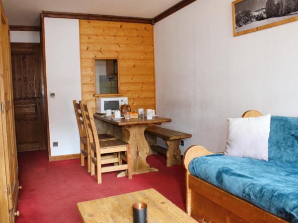 Résidence Alpina Lodge by Valdiski : photo 2 de la chambre appartement avec balcon