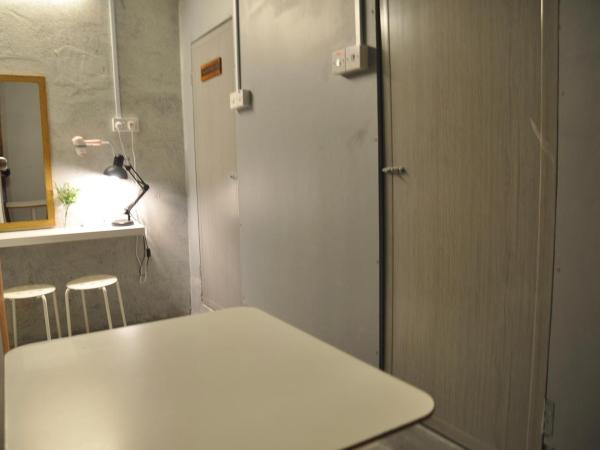 GRAYHAUS INN Ipoh : photo 10 de la chambre chambre familiale avec balcon