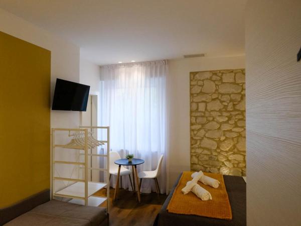 Verona Sweet Rooms : photo 8 de la chambre chambre familiale deluxe