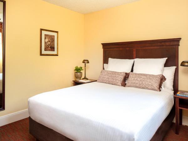 Park Lane Suites & Inn : photo 3 de la chambre suite 1 chambre 