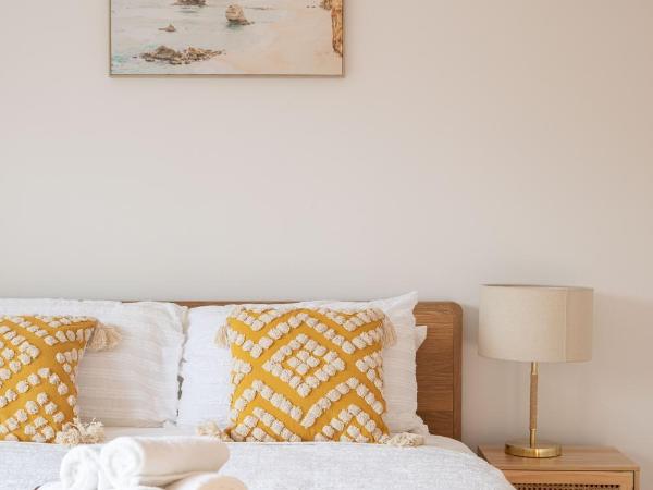 Nature & Relax House, Panoramic sea view, Free parking 37 : photo 1 de la chambre chambre double deluxe - vue latérale sur mer