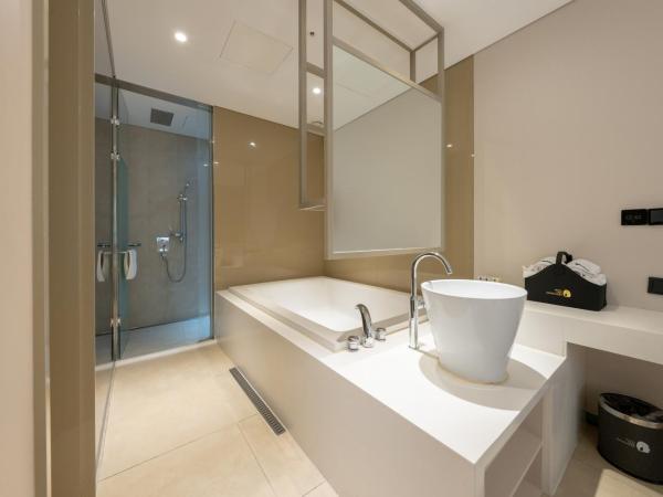 Hotel The Designers Hongdae : photo 3 de la chambre suite familiale