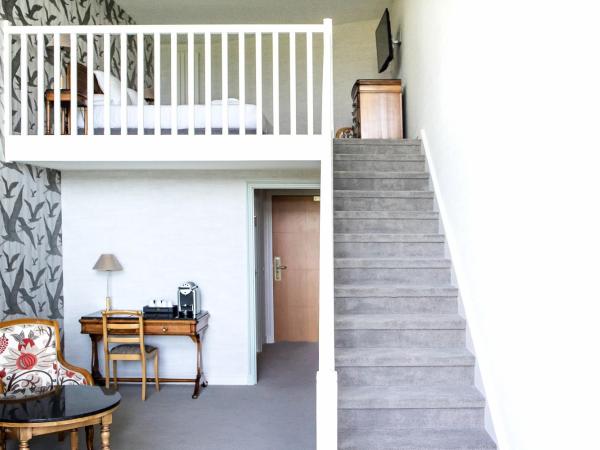 Le Relais Saint Michel : photo 2 de la chambre chambre familiale prestige - vue sur mont-saint-michel