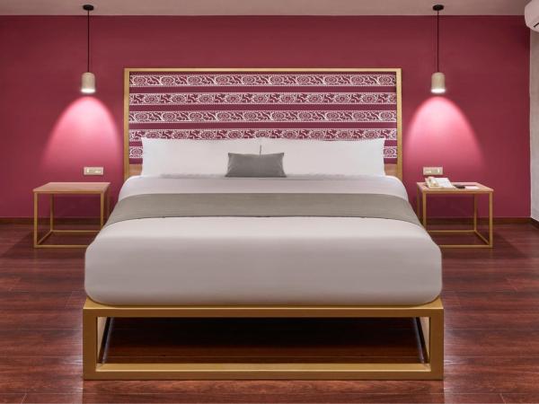 City Centro by Marriott Oaxaca : photo 2 de la chambre chambre lit king-size