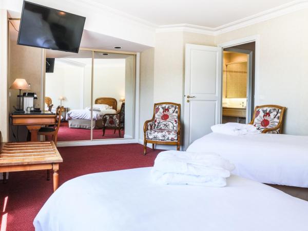 Le Relais Saint Michel : photo 1 de la chambre chambre lits jumeaux saint-michel - vue sur intérieur