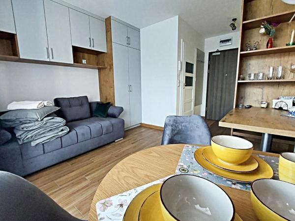 Royal Smart Apartments Cracow : photo 1 de la chambre chambre double avec balcon