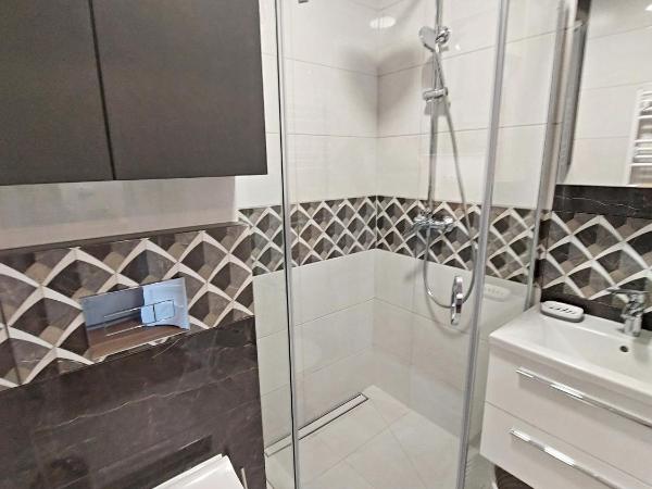 Royal Smart Apartments Cracow : photo 3 de la chambre chambre double avec balcon