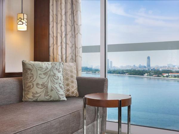 Sheraton Dubai Creek Hotel & Towers : photo 3 de la chambre chambre lit king-size club avec accès au salon club - petit-déjeuner, goûter et happy hours